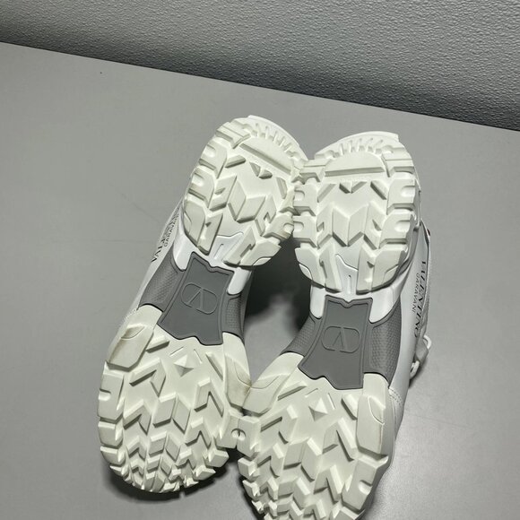 NEW VALANTINO GARAVANI Men’s Climbers VLogo Low-Top Sneakers – Red/White Size 8 - Picture 3 of 7